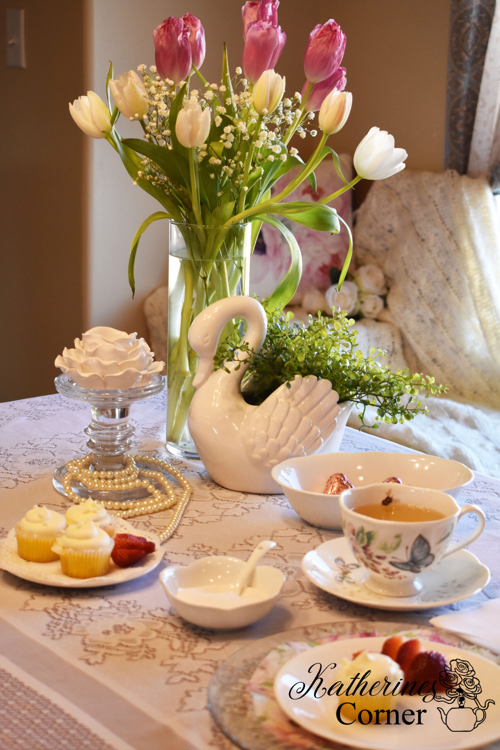 Tea and Fairy Cakes Table